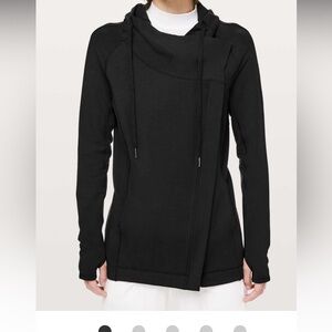 Lululemon Coast Easy Wrap Black Cocoon Jacket size 4